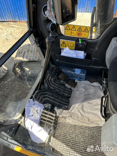 Гусеничный экскаватор JCB JS 205, 2021