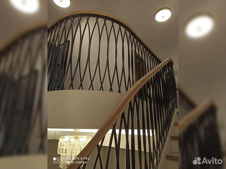 Ступени для лестниц и другие комплектующие К