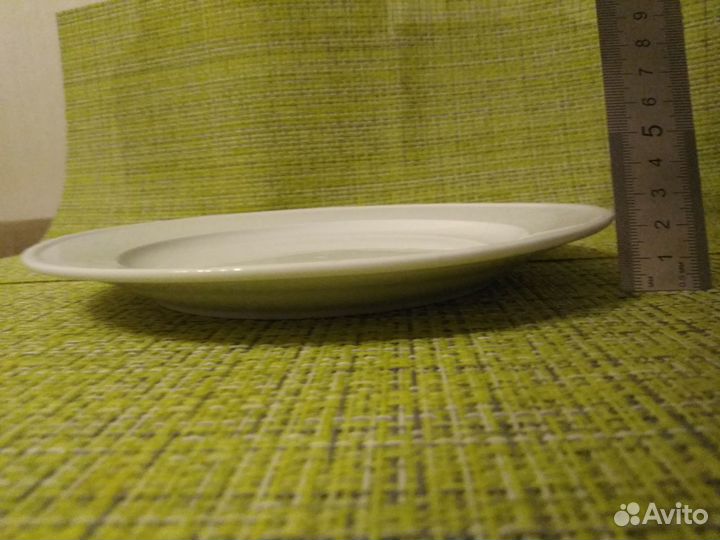 Тарелка 20 см, фарфор