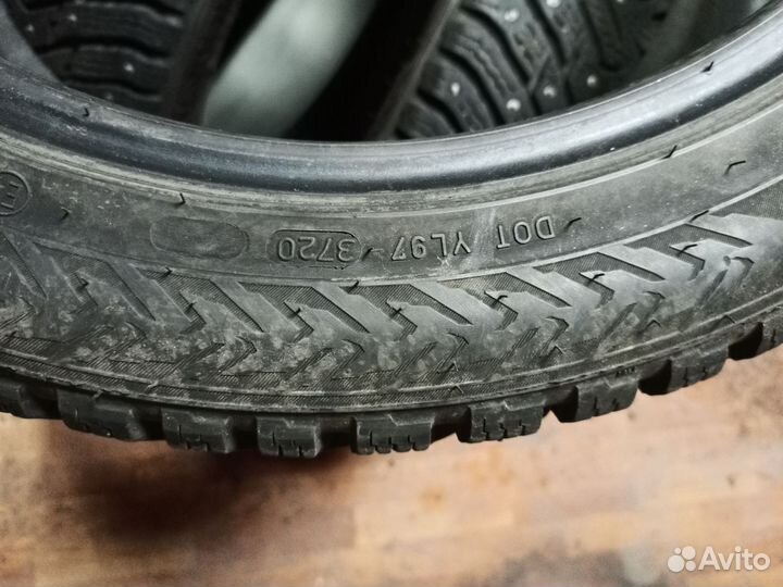 Nokian Tyres Hakkapeliitta 8 235/45 R18