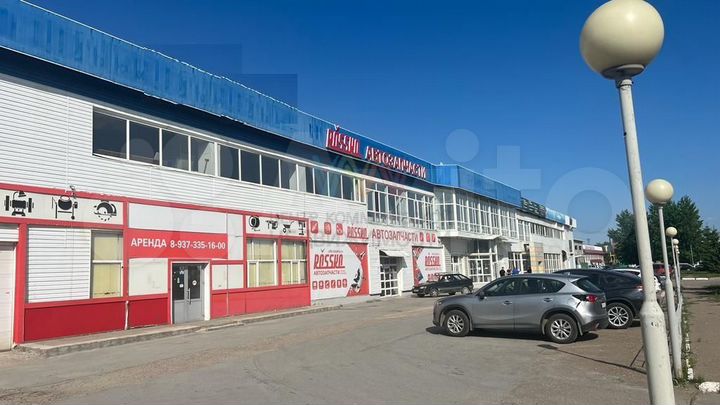 Торговая площадь на Индустриальном шоссе
