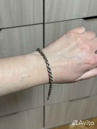 Серебрянные серьги, кулоны, браслет, бренды