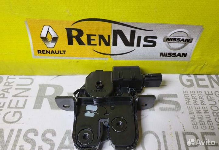 Замок крышки багажника задний Renault Duster 2
