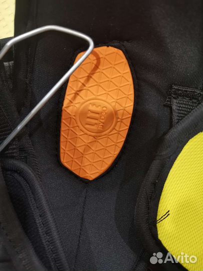 Нагрудник хоккейный JR