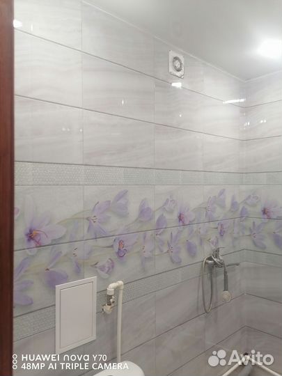 Плитка, обоии, ломинант, ванная комната под ключ