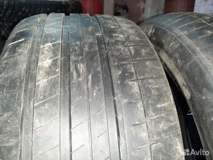 Michelin 4X4 A/T 275/40 R19 202C