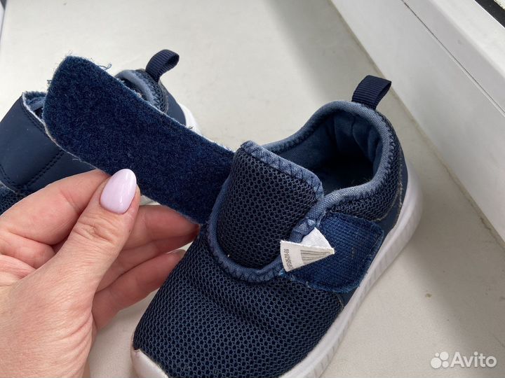 Кеды, легкие кроссовки 24р