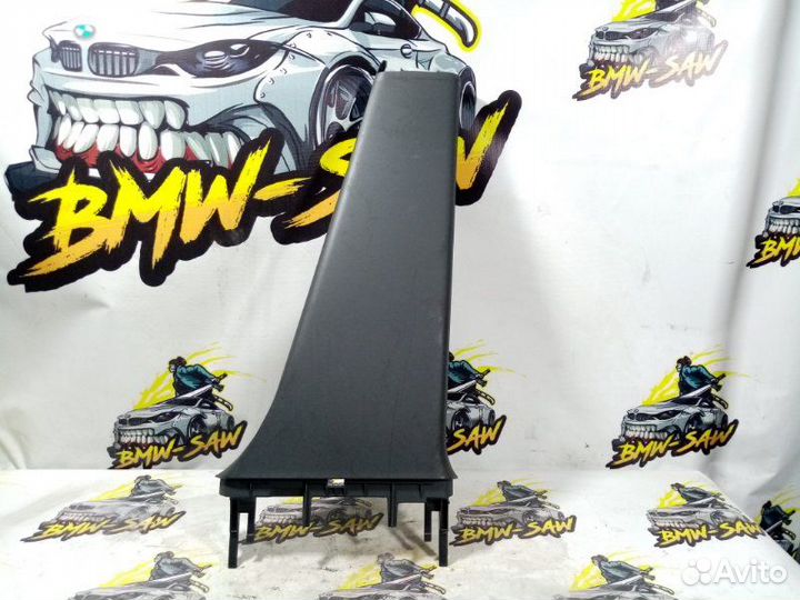 Накладка на стойку правая Audi A6 C5 APR 2000