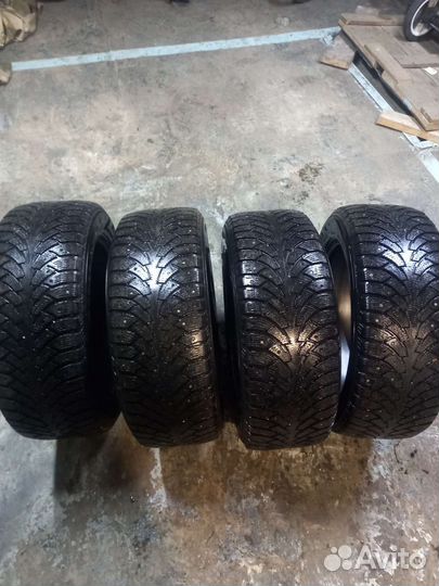 Nordman Nordman 4 215/55 R17