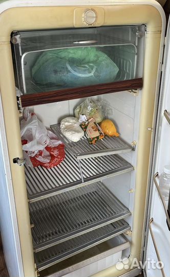 Холодильник бу ЗИЛ Москва