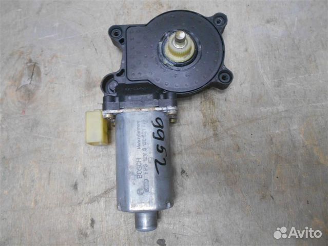 Мотор стеклоподъемника передний левый от BMW 3-се