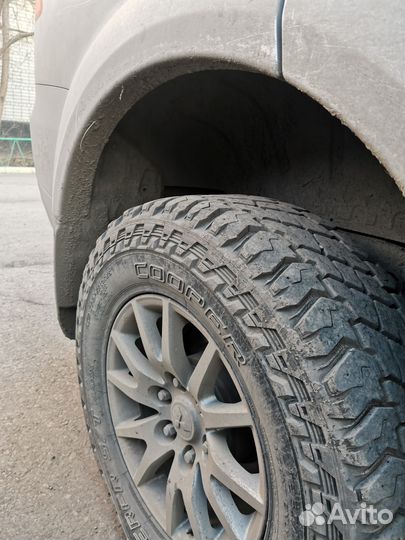 Cooper Discoverer S/T Maxx 265/70 R17
