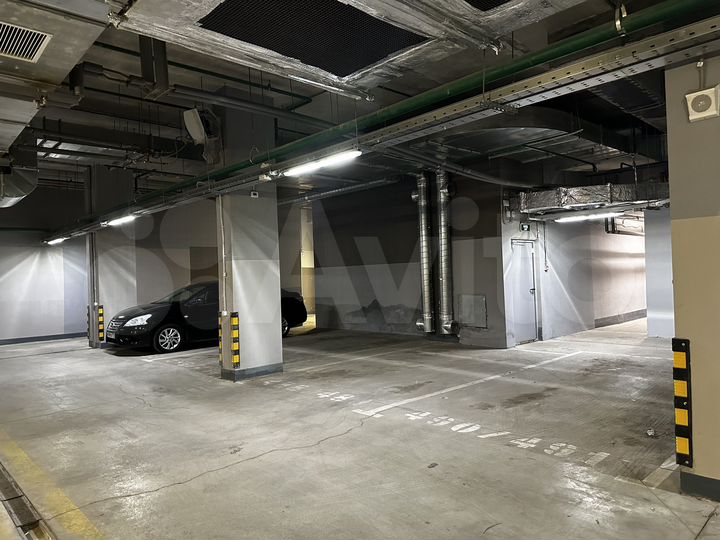 Машиноместо, 14 м²