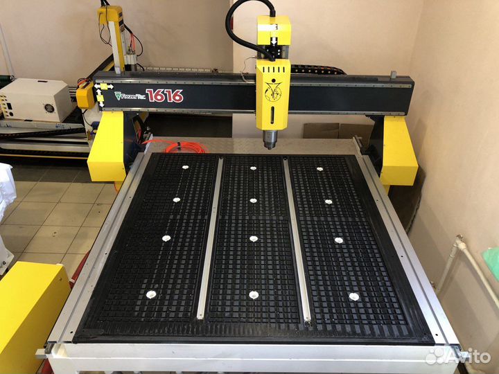 Фрезерный станок с чпу 1616