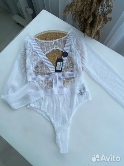 Кружевное боди