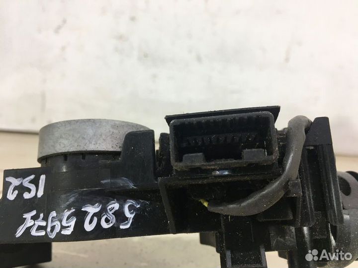 Переключатель поворотов подрулевой