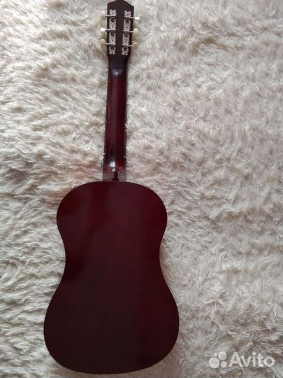 Гитара с чехлом