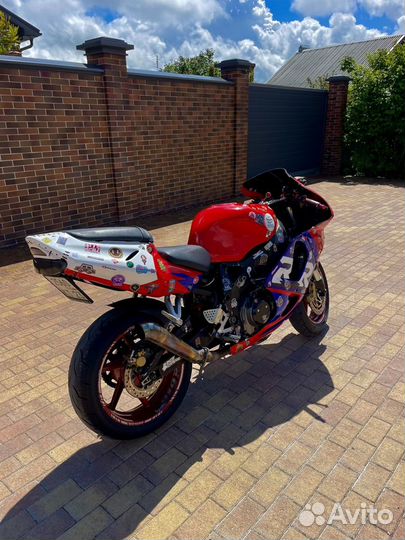 Honda CBR 900RR Fireblade