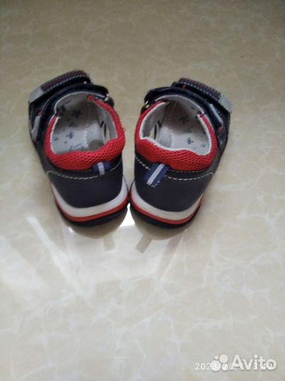 Сандали 24 размер