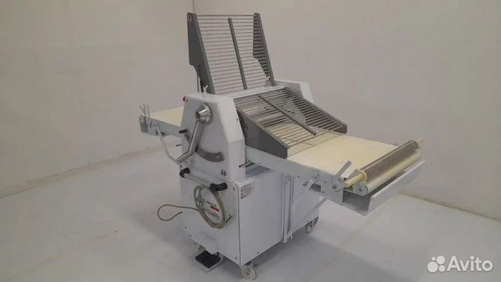 Машина тестораскаточная Z-matic SF 600 N