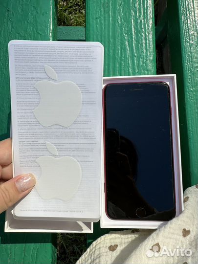 iPhone 8 plus 64gb red