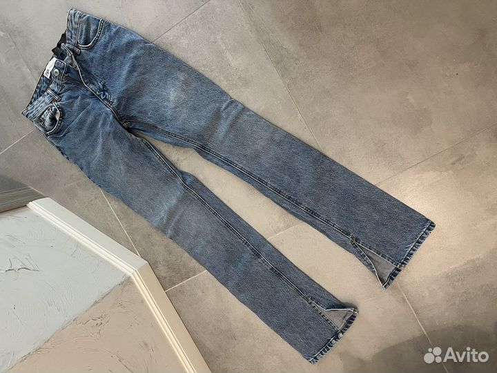Джинсы zara новые