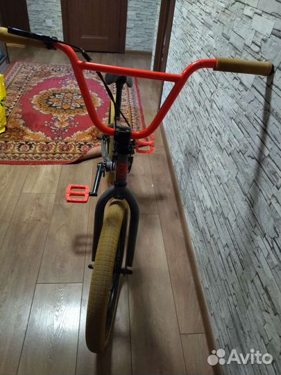 Трюковой велосипед бмх