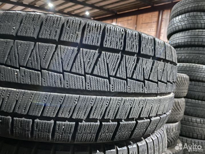 Bridgestone Blizzak Revo GZ 225/45 R18