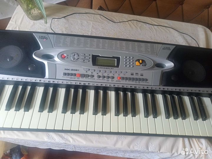 Синтезатор