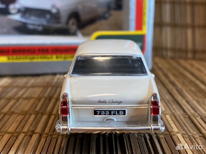 Austin Cambridge Cararama 1:43 1/43