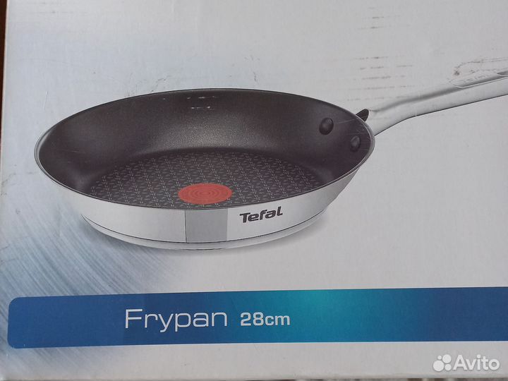Сковорода Tefal новая 28 см