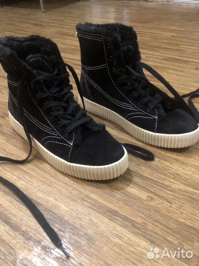 Ботинки демисезонные женские 39