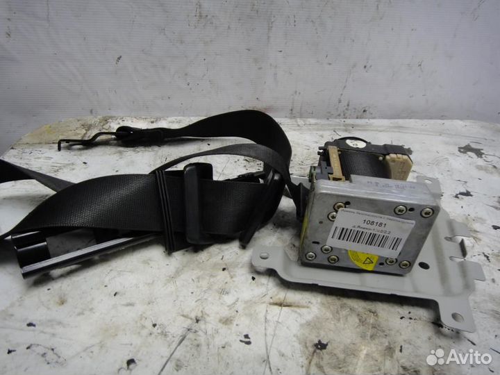 Ремень безопасности с пиропатроном Mercedes W203 C-Class