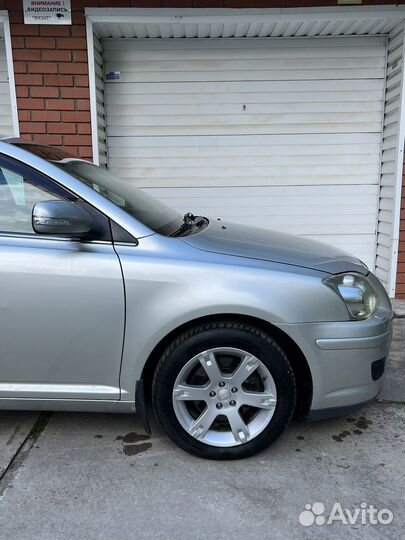 Toyota Avensis 2.0 AT, 2007, 250 000 км