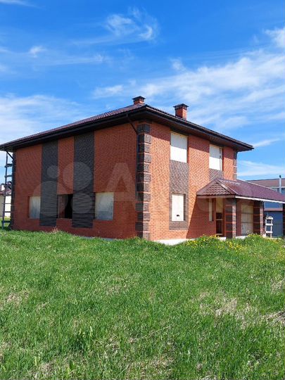 Дом 181 м² на участке 12,5 сот.