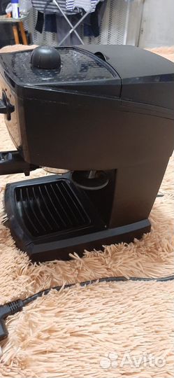 Кофеварка delonghi EC 145