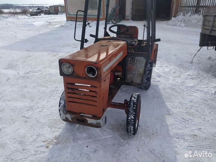 Мини-трактор XINGTAI 120, 1990