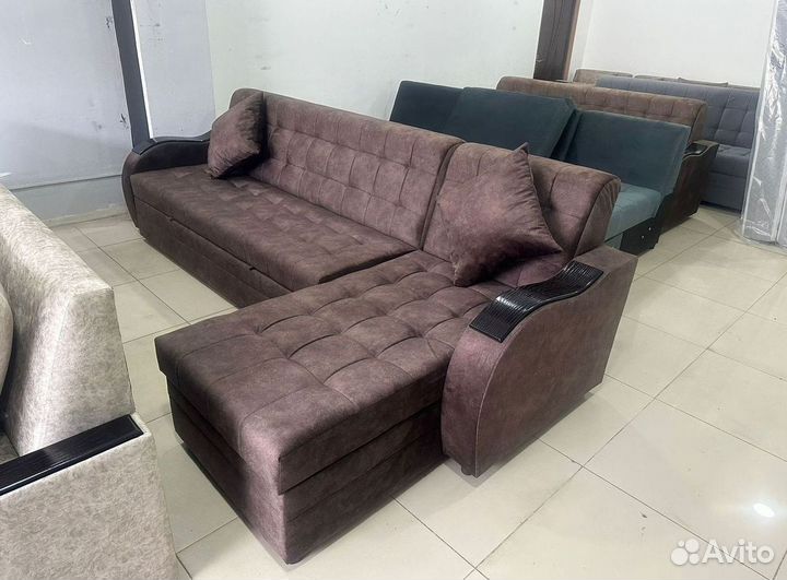 Диван угловой в наличии