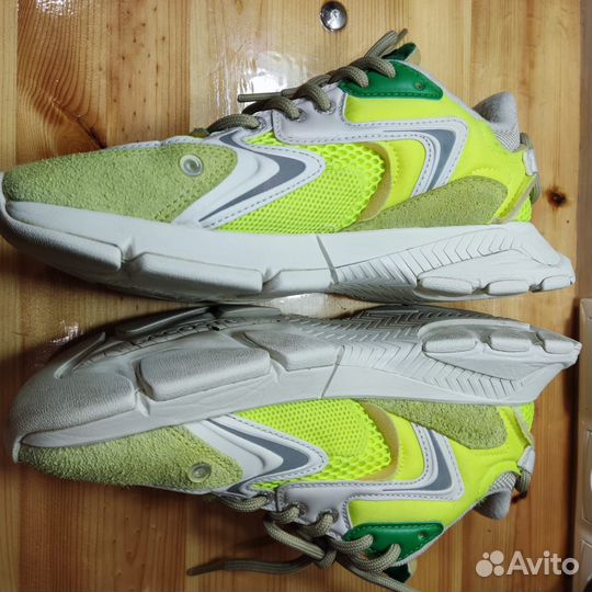 Кроссовки женские 38 размер Lacoste