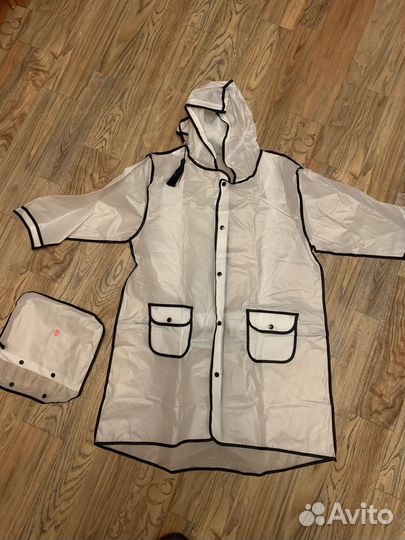 Плащ женский