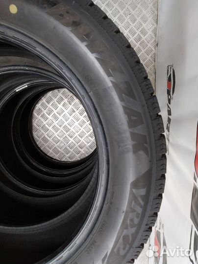 Bridgestone Blizzak VRX2 205/55 R16