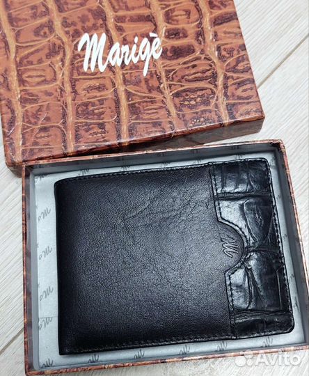Кошелек бифолд портмоне кожаный