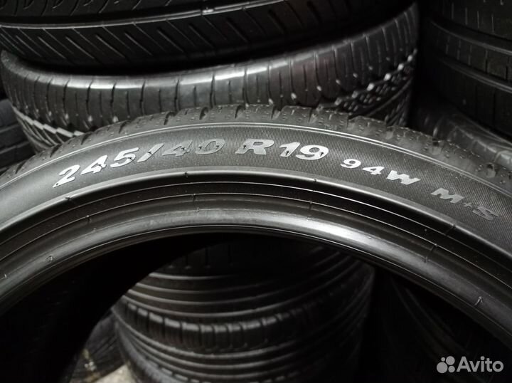 Pirelli P Zero All Season 245/40 R19