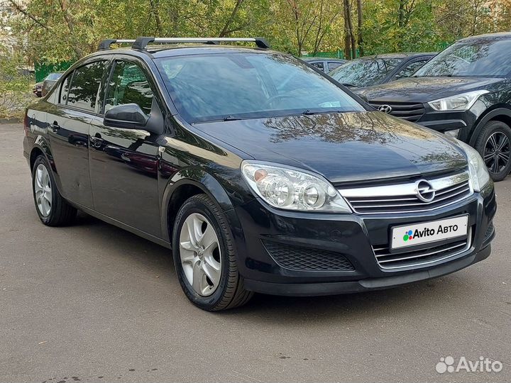 Opel Astra 1.6 МТ, 2013, 135 000 км