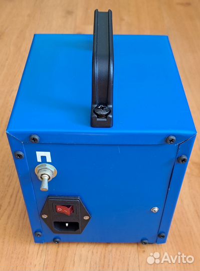 Пуско-зарядное устройство для авто с регулировкой