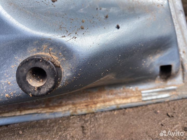 Дверь передняя правая Mitsubishi lancer 9