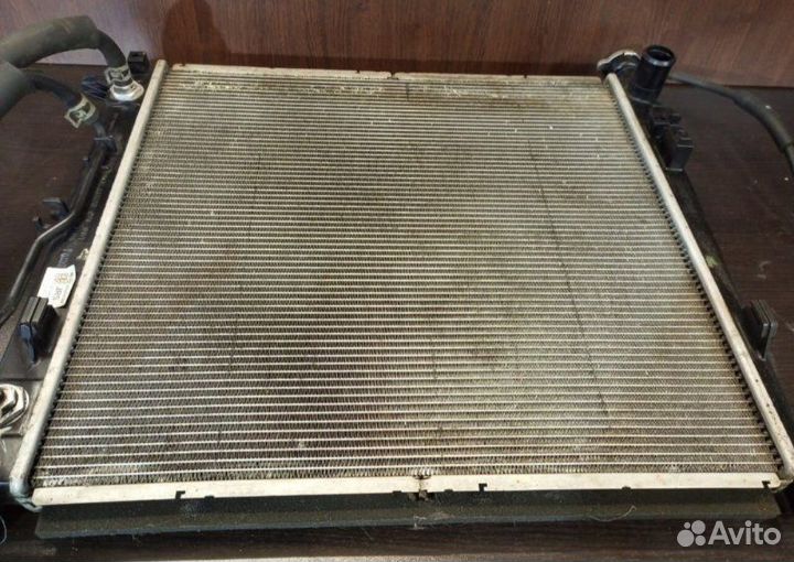 Радиатор охлаждения двигателя Hyundai Santa Fe 4