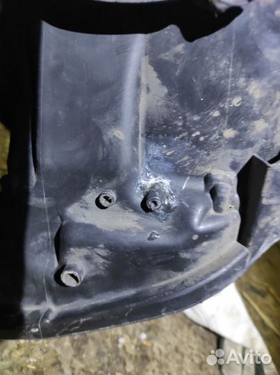 Правая фара bi ксенон mercedes W212 оригинал