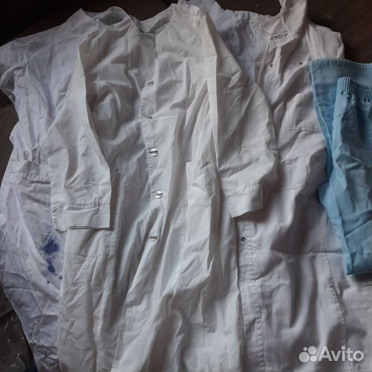 Мед. халаты б/у 42-44 р-р