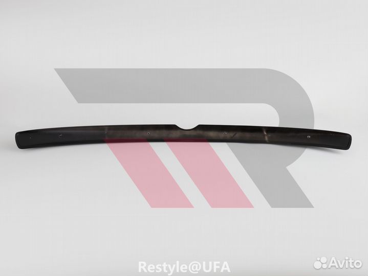 Спойлер На багажник Nissan Tiida Latio Черный